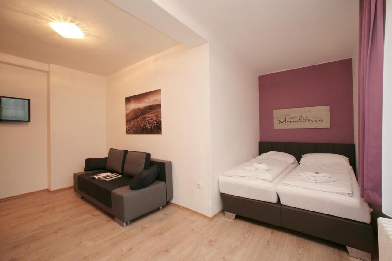 Lake And Cityhotel Edelweiss - Self Check In Zell am See Exterior photo